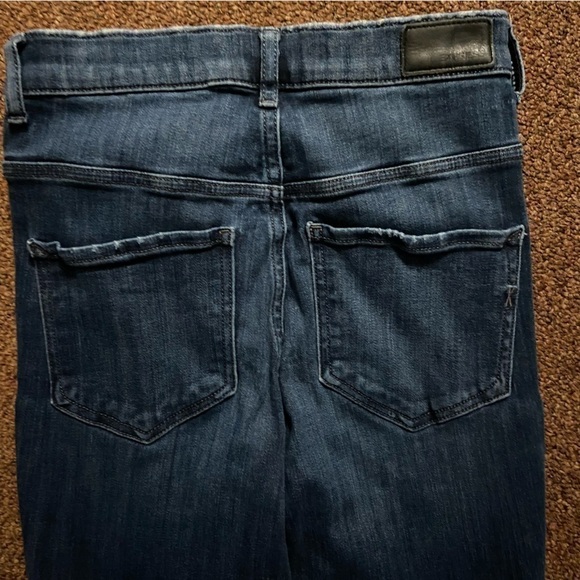 EXPRESS Jeans Super High Rise Legging With Rivets And 12” Rise. Calf Lace Accent - Picture 8 of 10